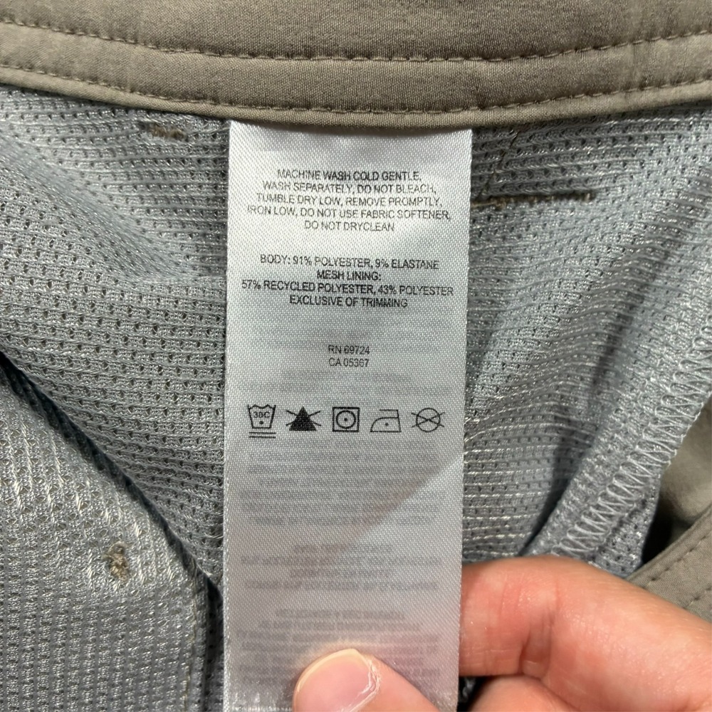 Columbia Mens Cargo Shorts Size 36 Omni-Shield Khaki Hiking Outdoor Performance - Picture 4 of 11